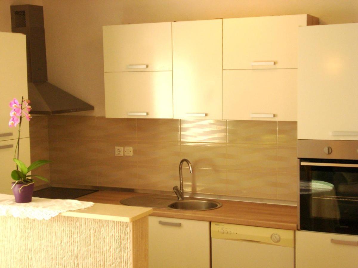 סנג' Guest House Adria מראה חיצוני תמונה